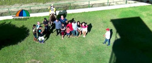 Premiação no gramado do Aquiraz vista do alto